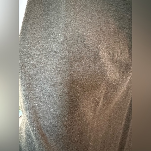 Anthropologie green stretchy midi skirt very comfy! Size XS - Picture 4 of 11